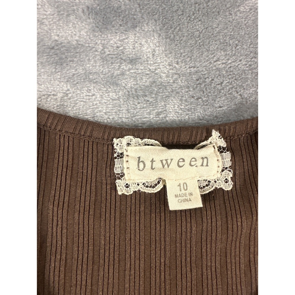 Btween Girls Brown Ribbed Short Sleeve V-Neck Cinched Button Front Top Size 10 - Picture 3 of 5